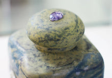 Load image into Gallery viewer, A Fine Daum Nancy Mottled Glass Inkwell