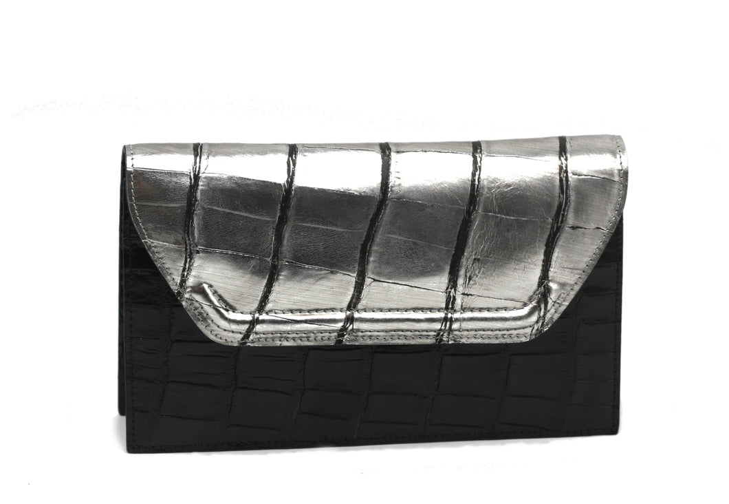 Very Good Lana Marks Silver and Black Alligator Clutch