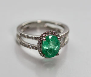 Paraiba Tourmaline and Diamond Ring