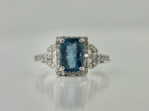 Platinum, Diamond and Aquamarine Ring