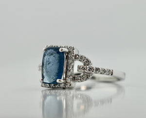 Platinum, Diamond and Aquamarine Ring