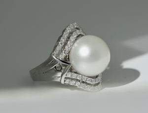 SOUTH SEA CULTURED PEARL AND DIAMOND RING